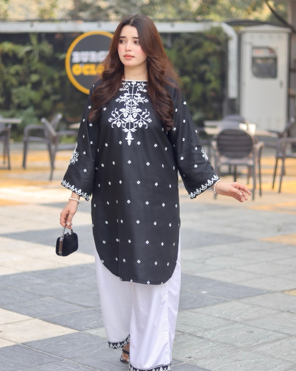 Black Pearl Embroidered 2PC 3,099.00