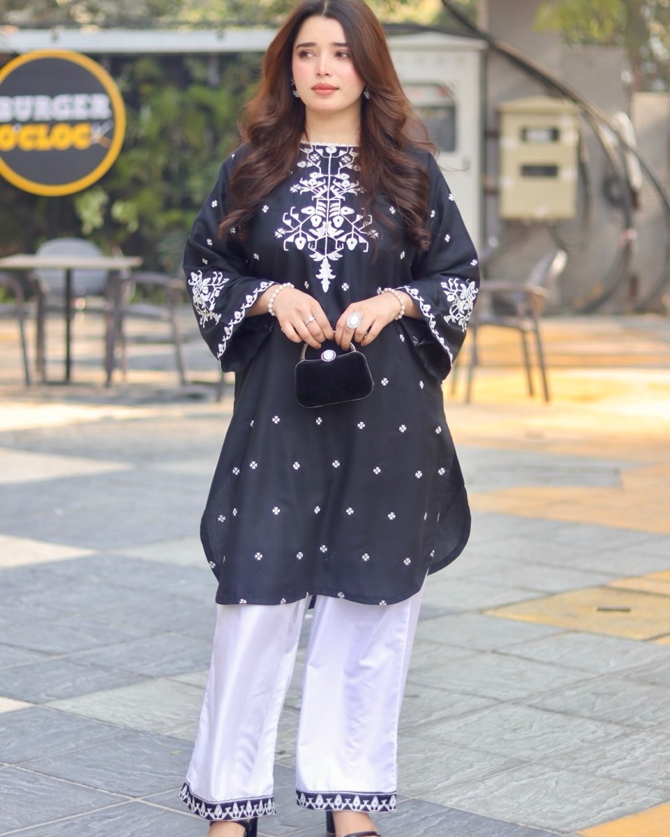 Black Pearl Embroidered 2PC 3,099.00